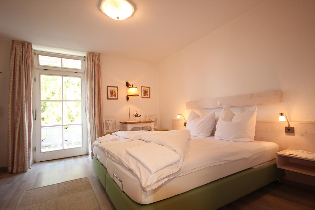 Hotel Villa Sisi Pocking  Bagian luar foto