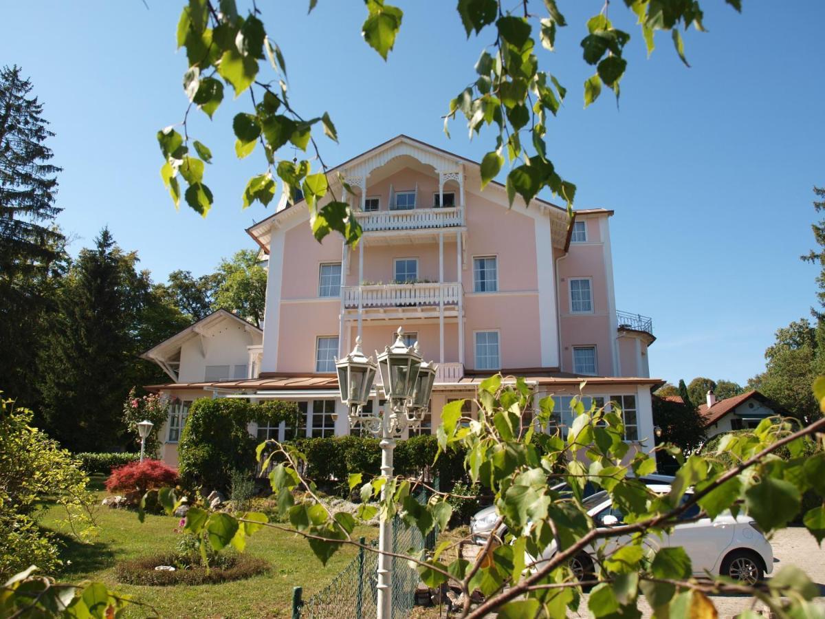 Hotel Villa Sisi Pocking  Bagian luar foto